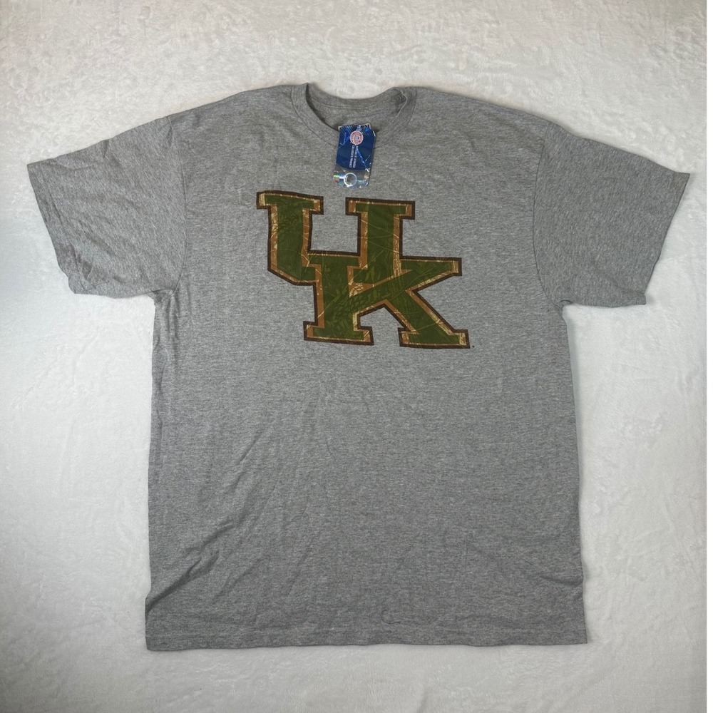 Majestic Section 101 Kentucky Wildcats Camo UK Logo T-Shirt Gray XL NWT